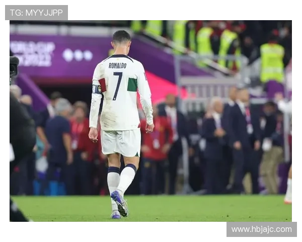 那些经历过艰难挑战最终崭露头角的足球传奇球星故事 那些经历过艰难挑战最终崭露头角的足球传奇球星故事